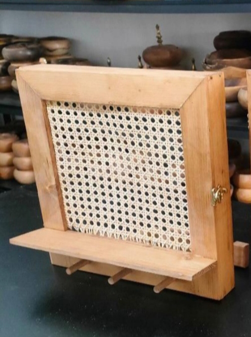 باکس فیوز تاقچه دار چوبی